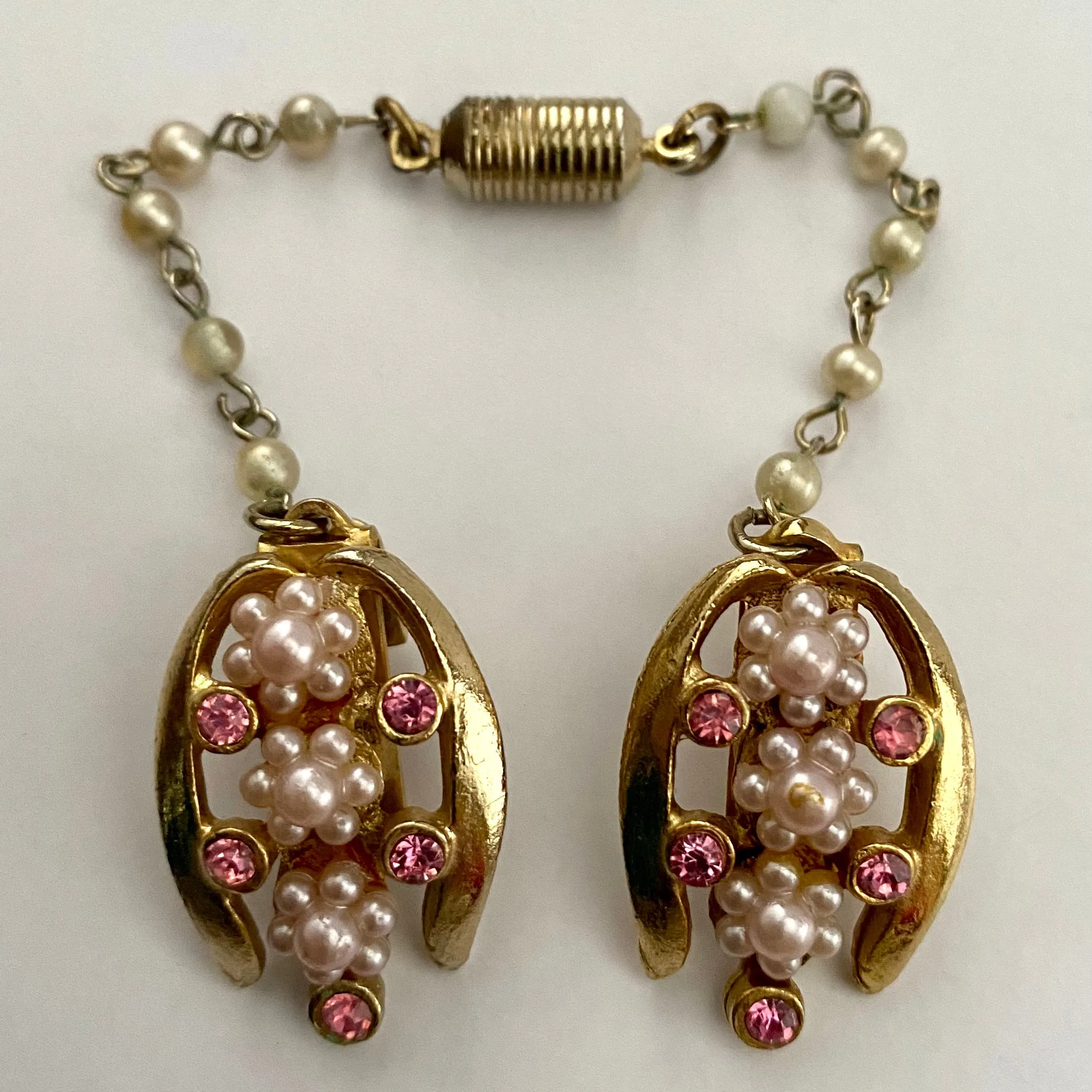 1950s/1960s Pink Rhinestone & Pearl Sweater Clip