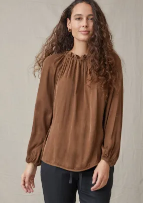 Bella Dahl - Raglan Sleeve Shirred Neck Top in Golden Topaz