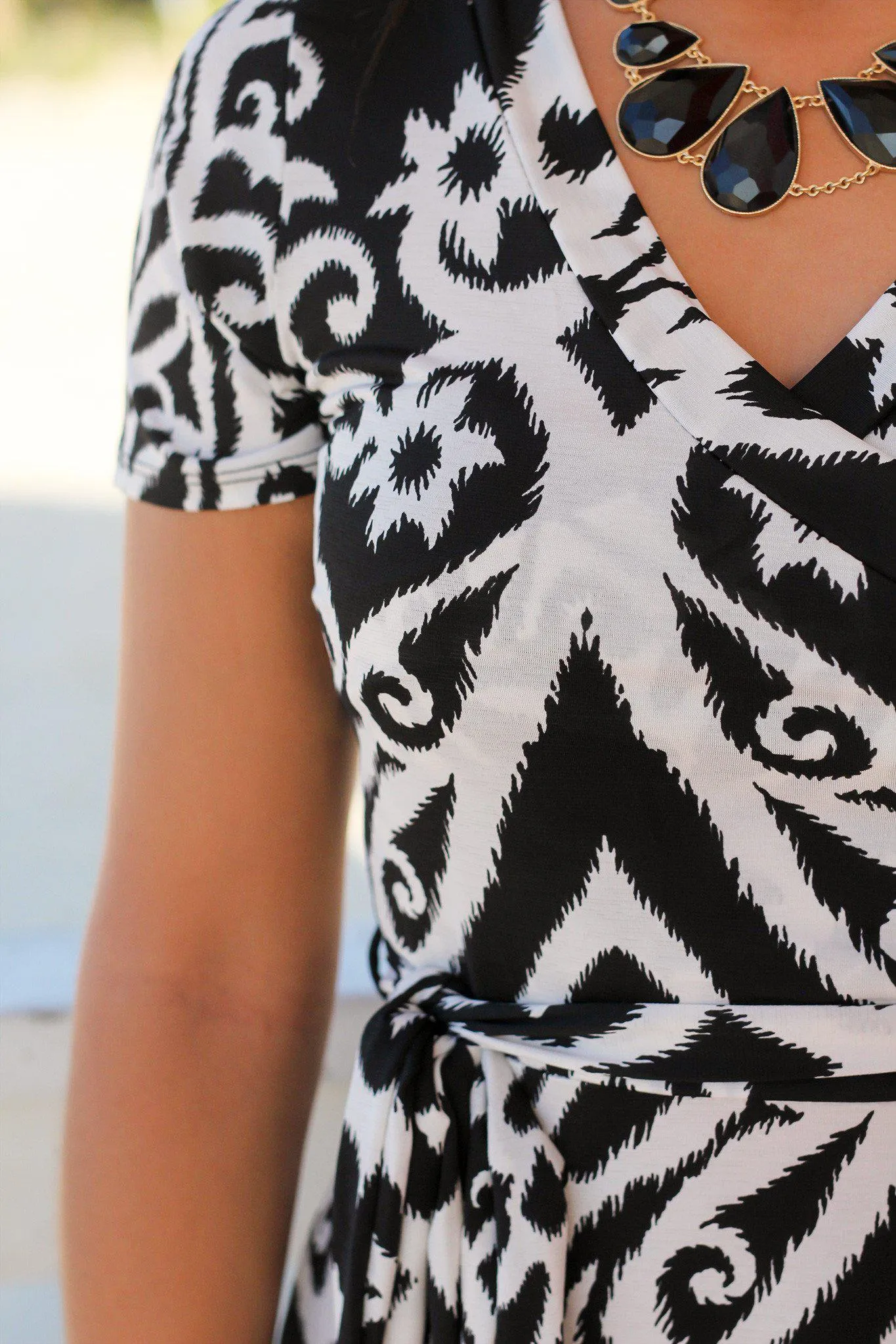 Black and White Printed Wrap Short Dress