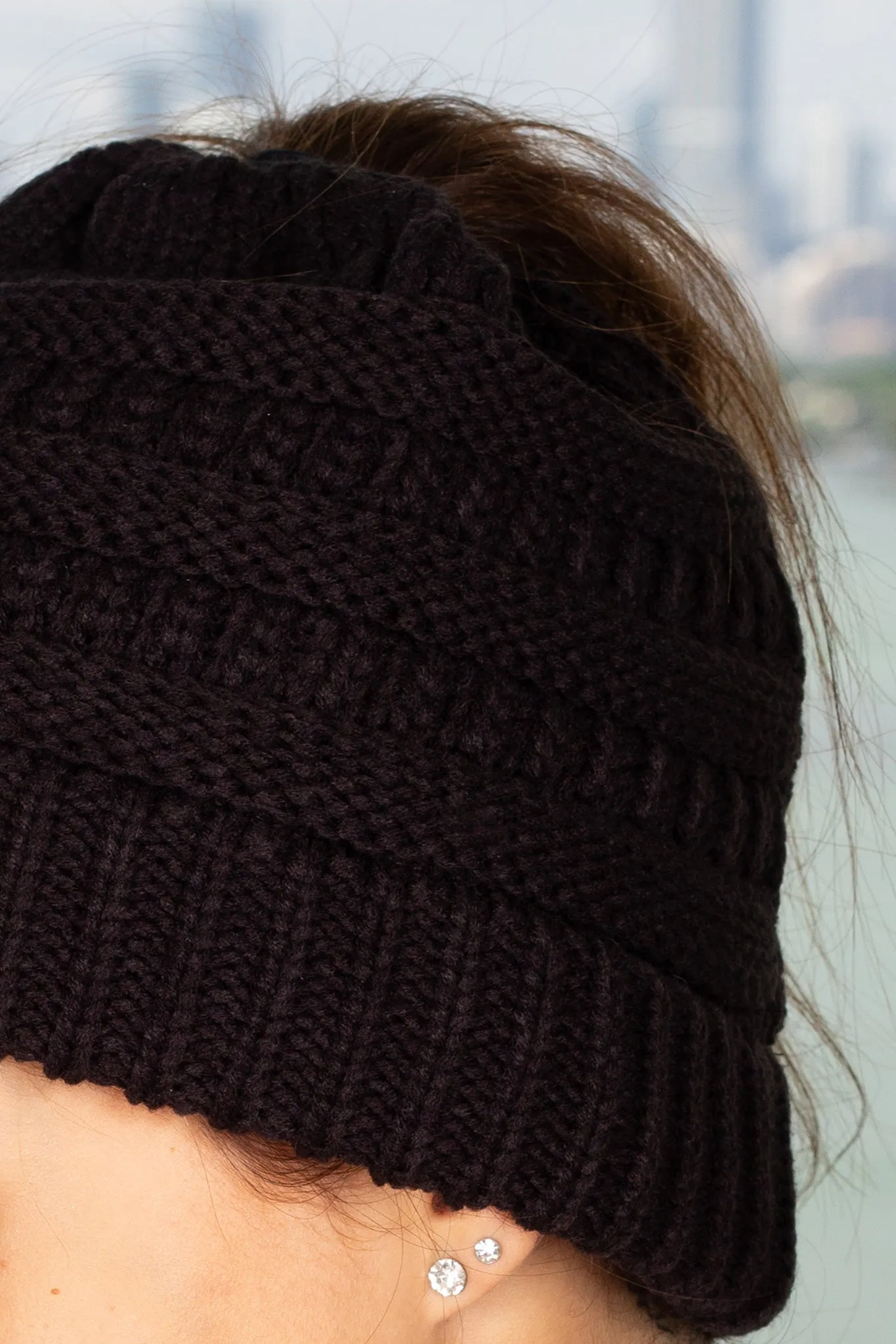 Black Ponytail Knit Beanie