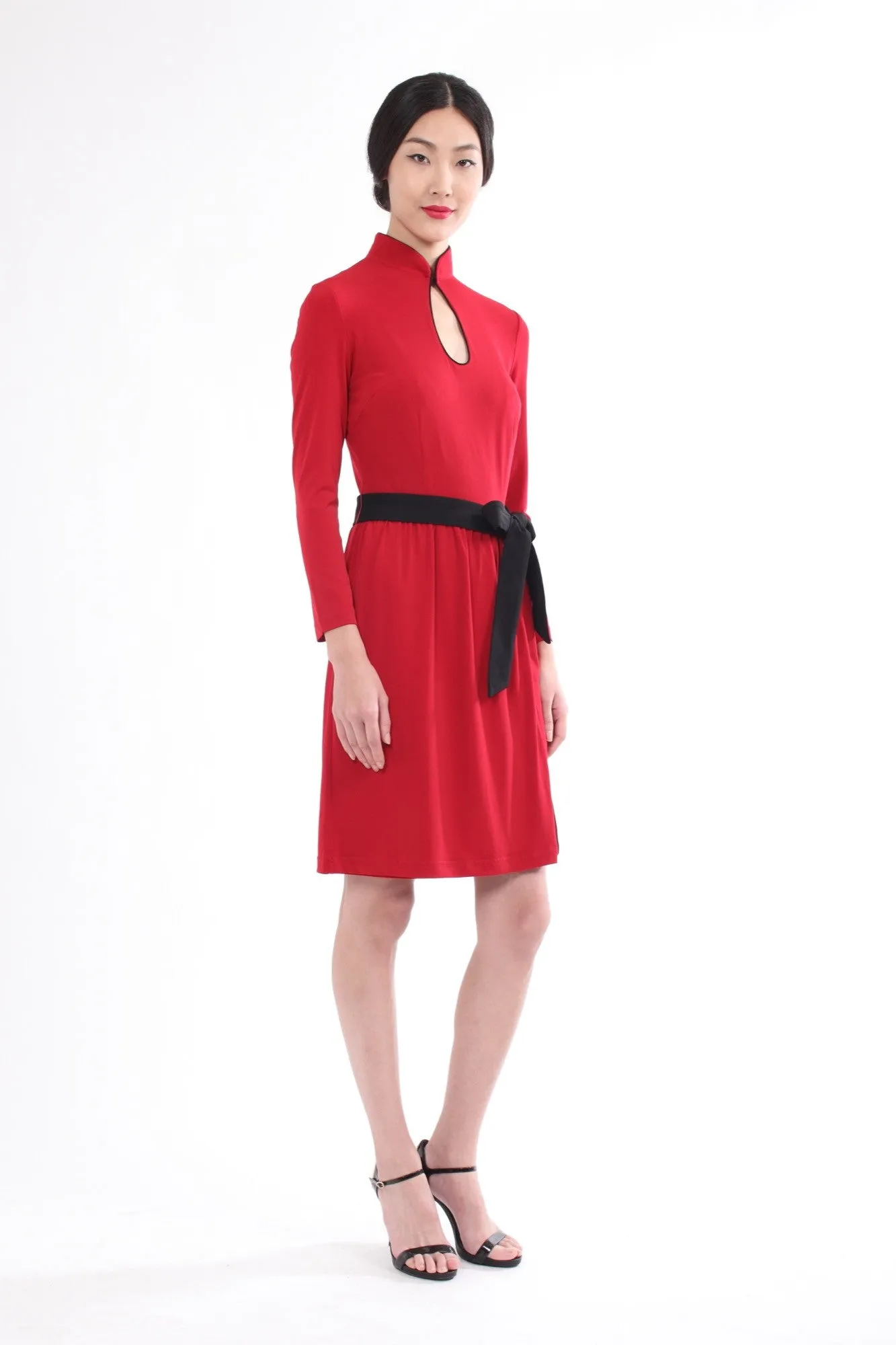 Burgundy Long Sleeves Gathered Skirt Dress With Contrast Belt