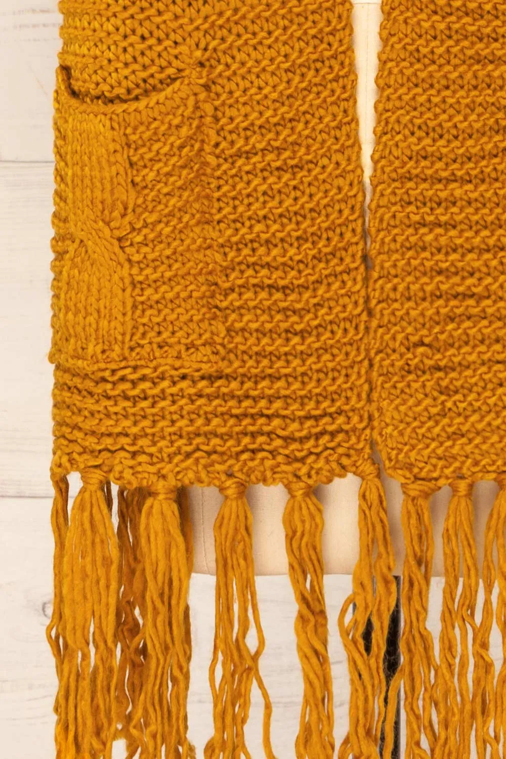 Chunkyss Yellow | Thick Knit Scarf w/ Pockets