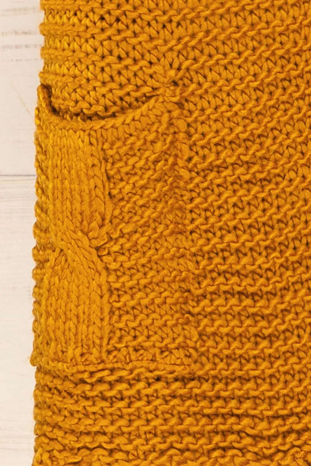 Chunkyss Yellow | Thick Knit Scarf w/ Pockets