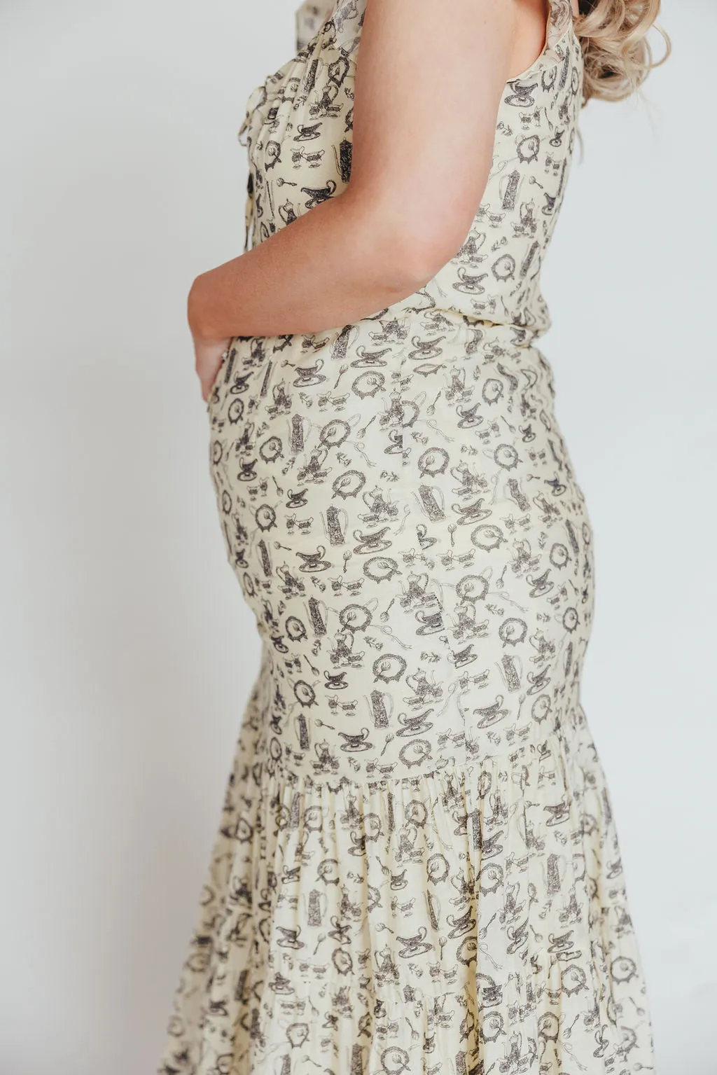 Emery Midi Dress in Vintage Tea (Sizes S-XL)