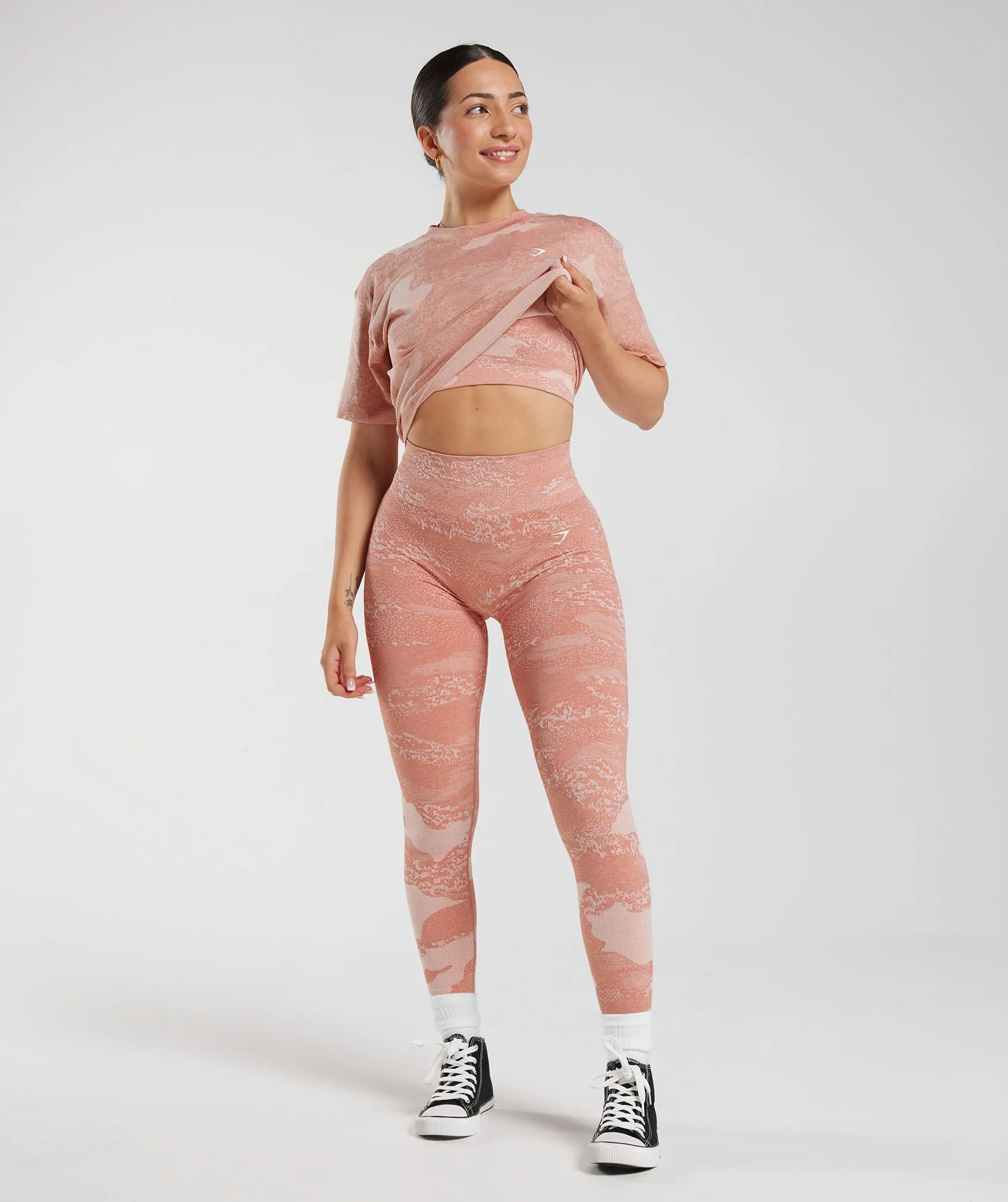 Gymshark Adapt Camo Seamless Crop Top - Misty Pink/Hazy Pink