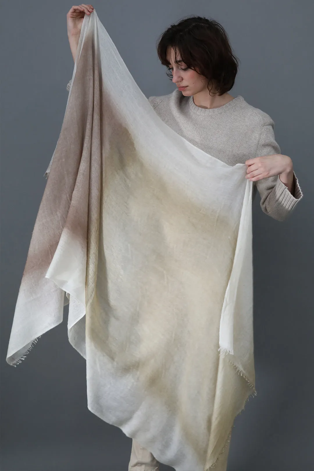 MELOR SAND BUFF SCARF IN HAND DYED CASHMERE