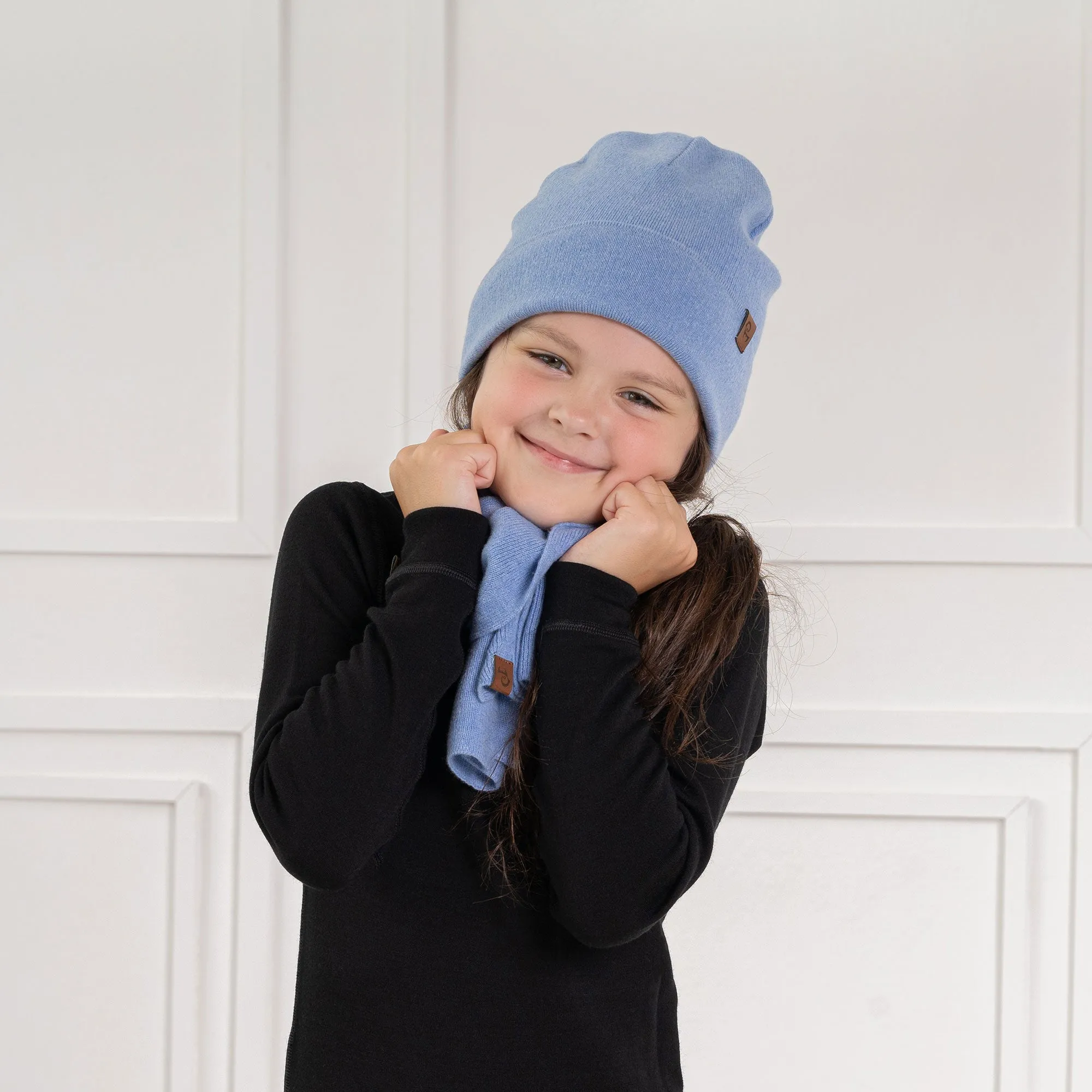 MENIQUE Knit Beanie & Scarf 2-Piece