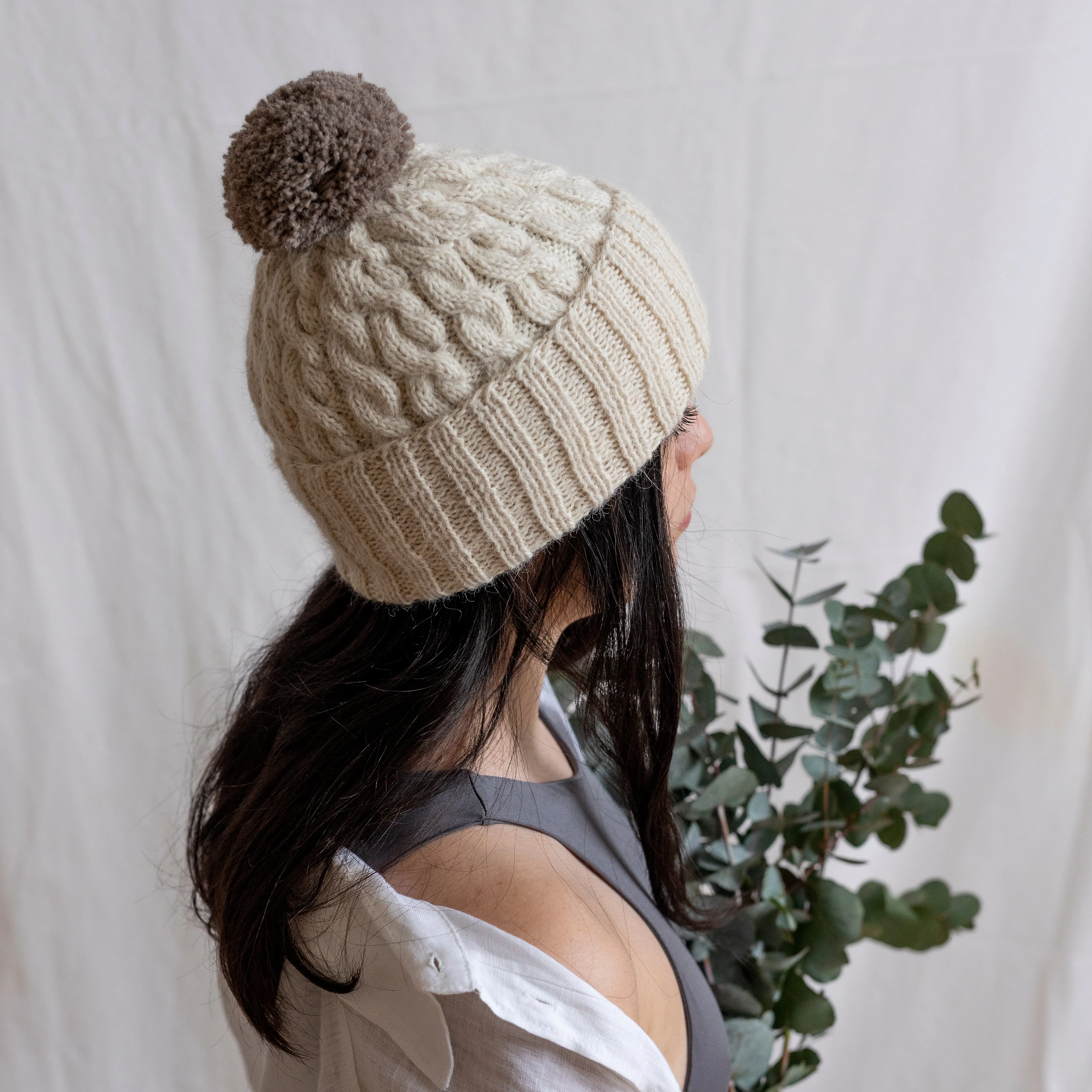 SIERRA alpaca pom pom beanie