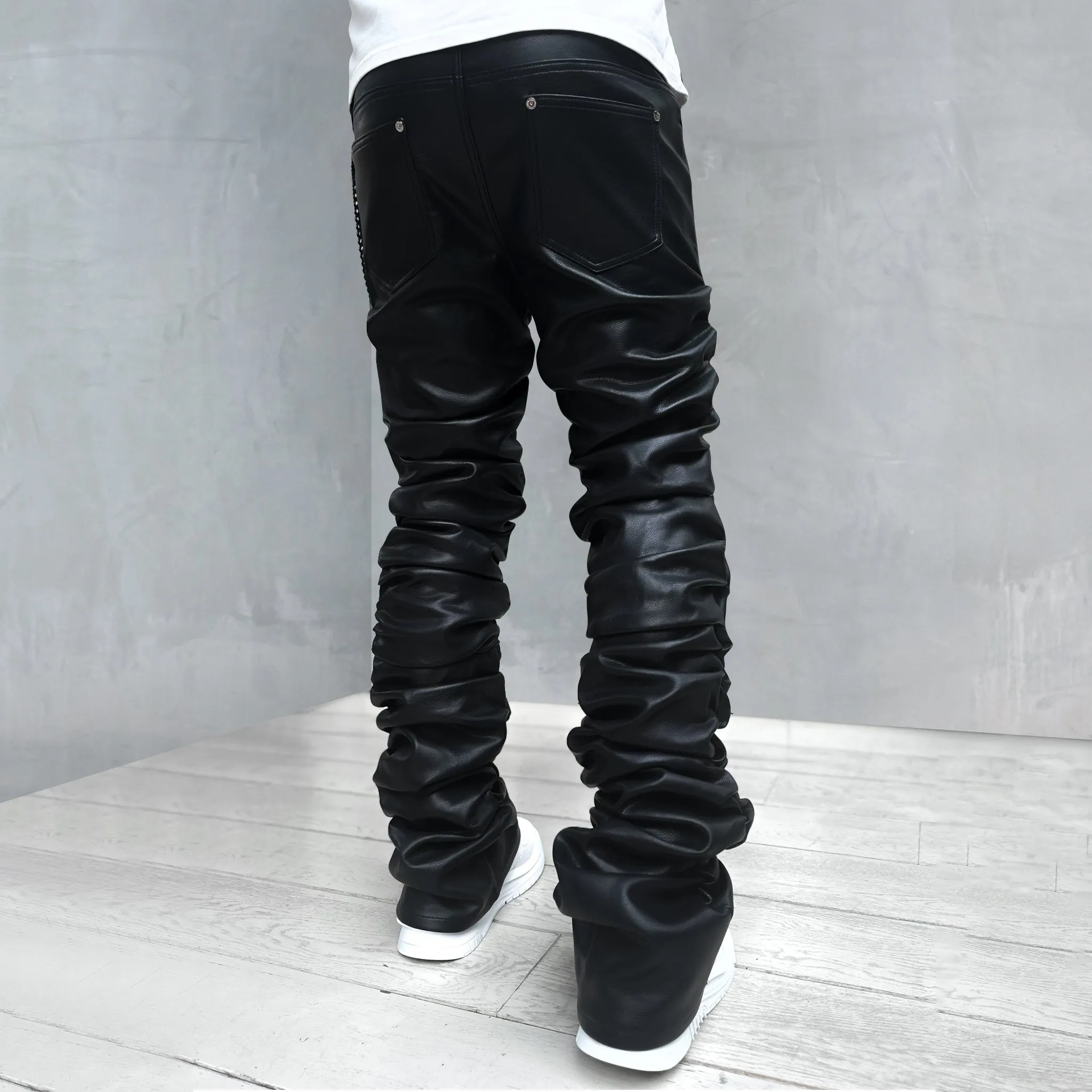 Solid color fashion street shooting casual piles of pants and leather pants