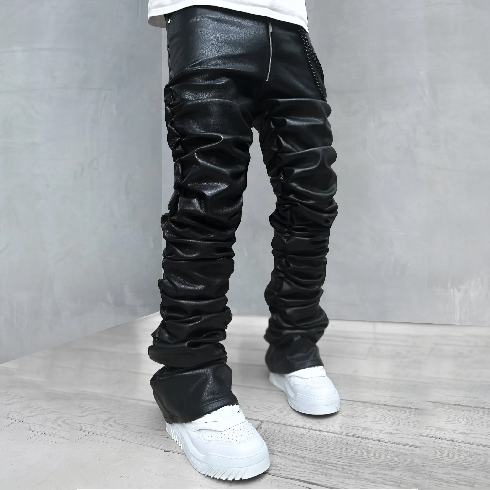 Solid color fashion street shooting casual piles of pants and leather pants